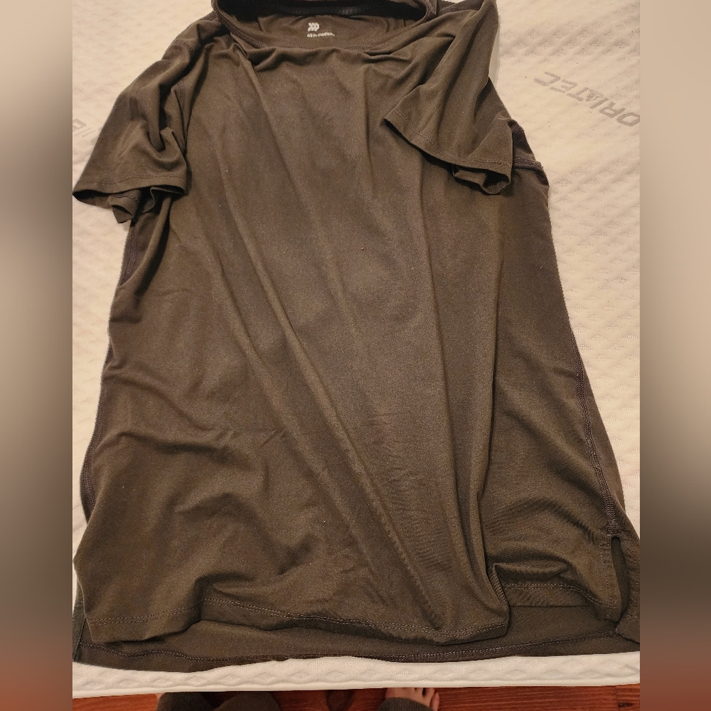 Mens Workout Shirt- Medium